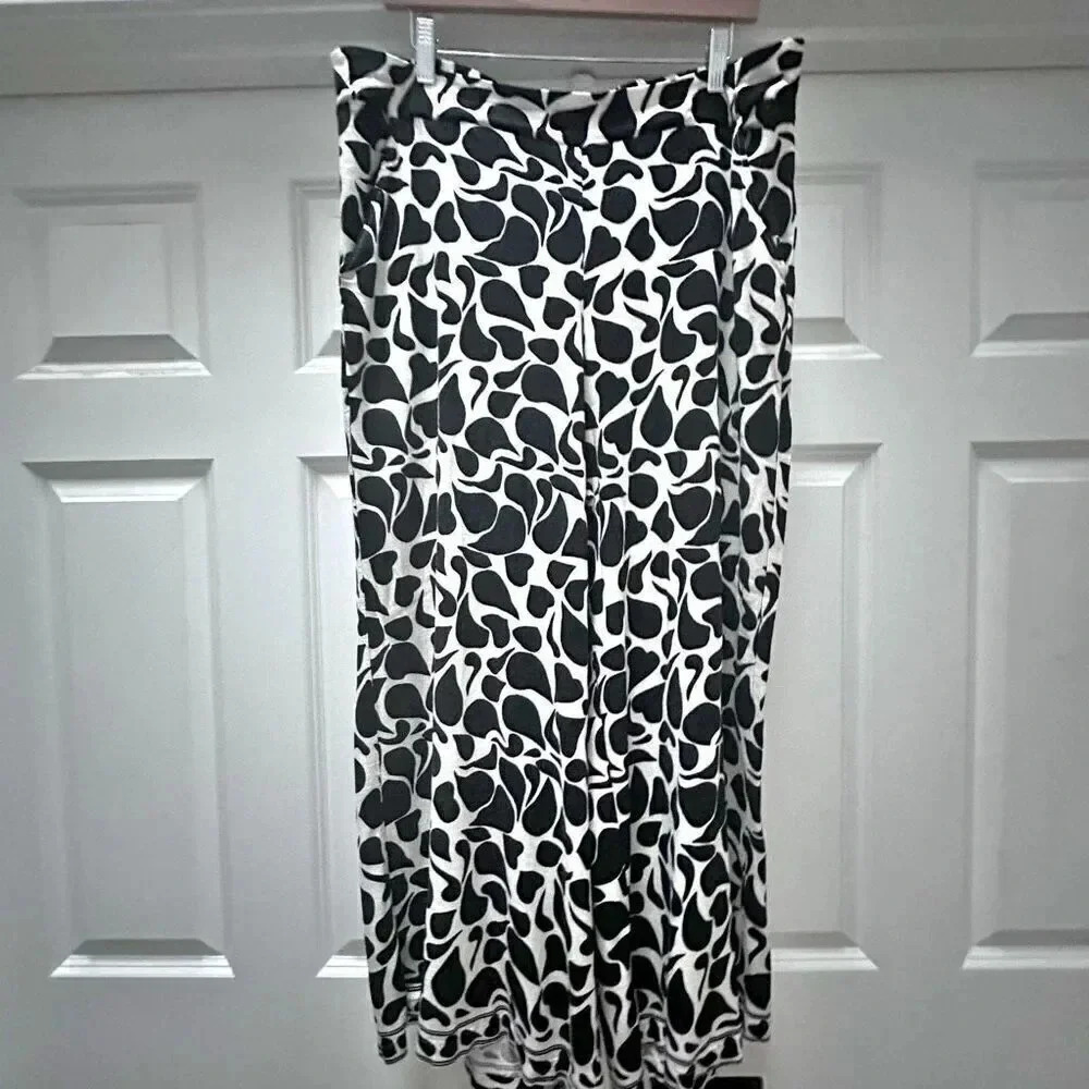 MAX STUDIO | Pull-On‎ Wide Leg Pants Cream Ivory Black Foliage Print | Size 2X - Picture 2 of 8